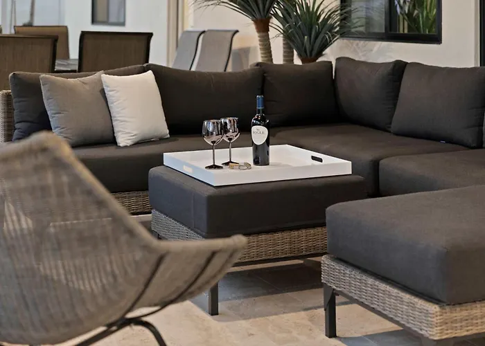 Casa vacanze Bella Palma - Elegance & Style With Putt Pool &