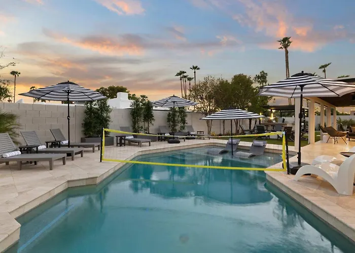Bella Palma - Elegance & Style With Putt Pool & Casa vacanze Scottsdale